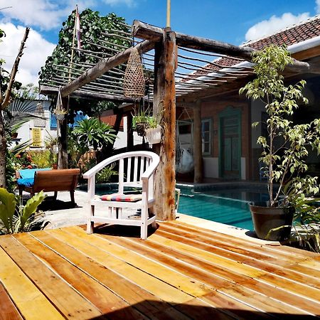 Villa La Vida กีลีตราวางัน ภายนอก รูปภาพ