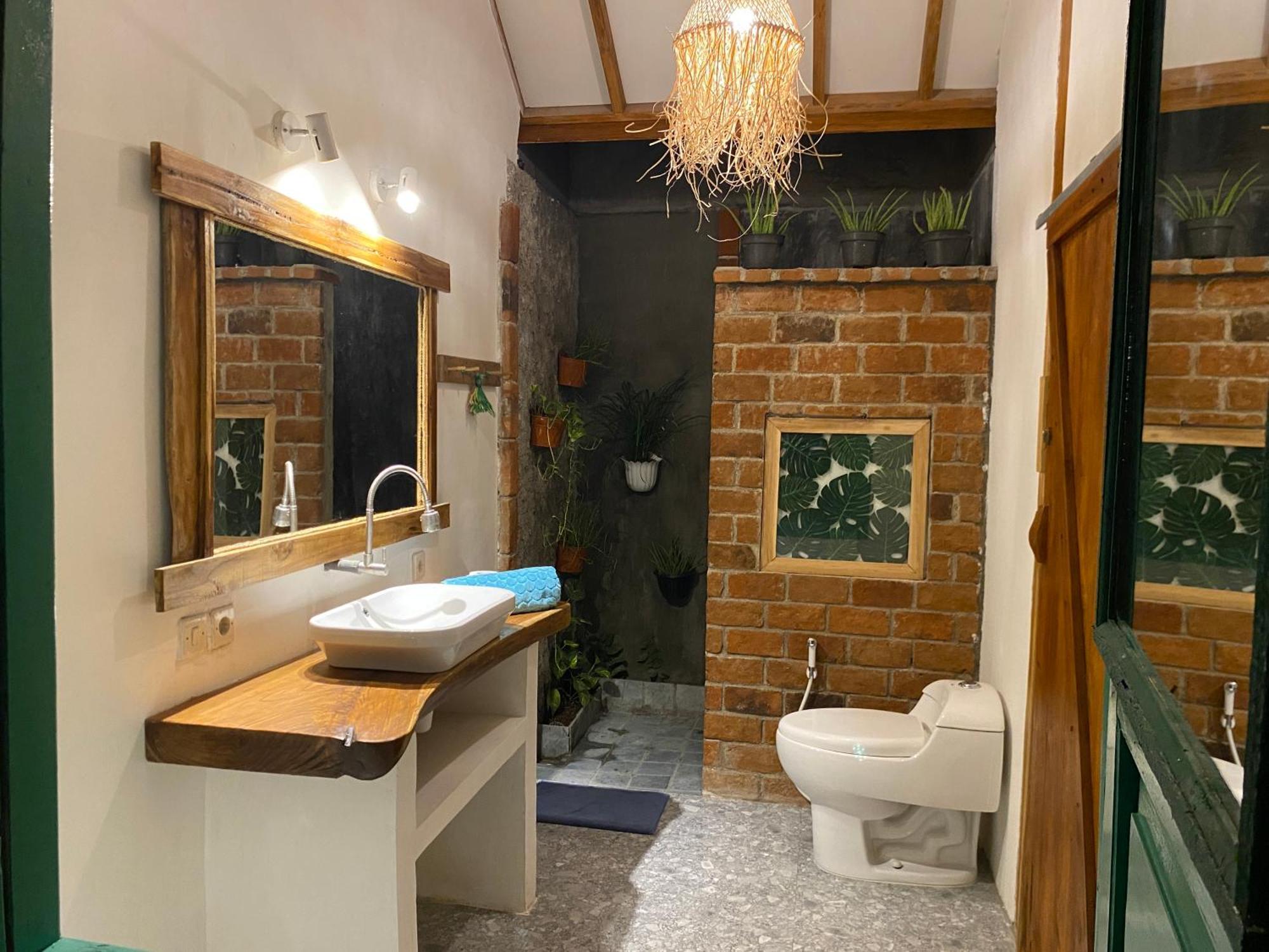 Villa La Vida กีลีตราวางัน ภายนอก รูปภาพ