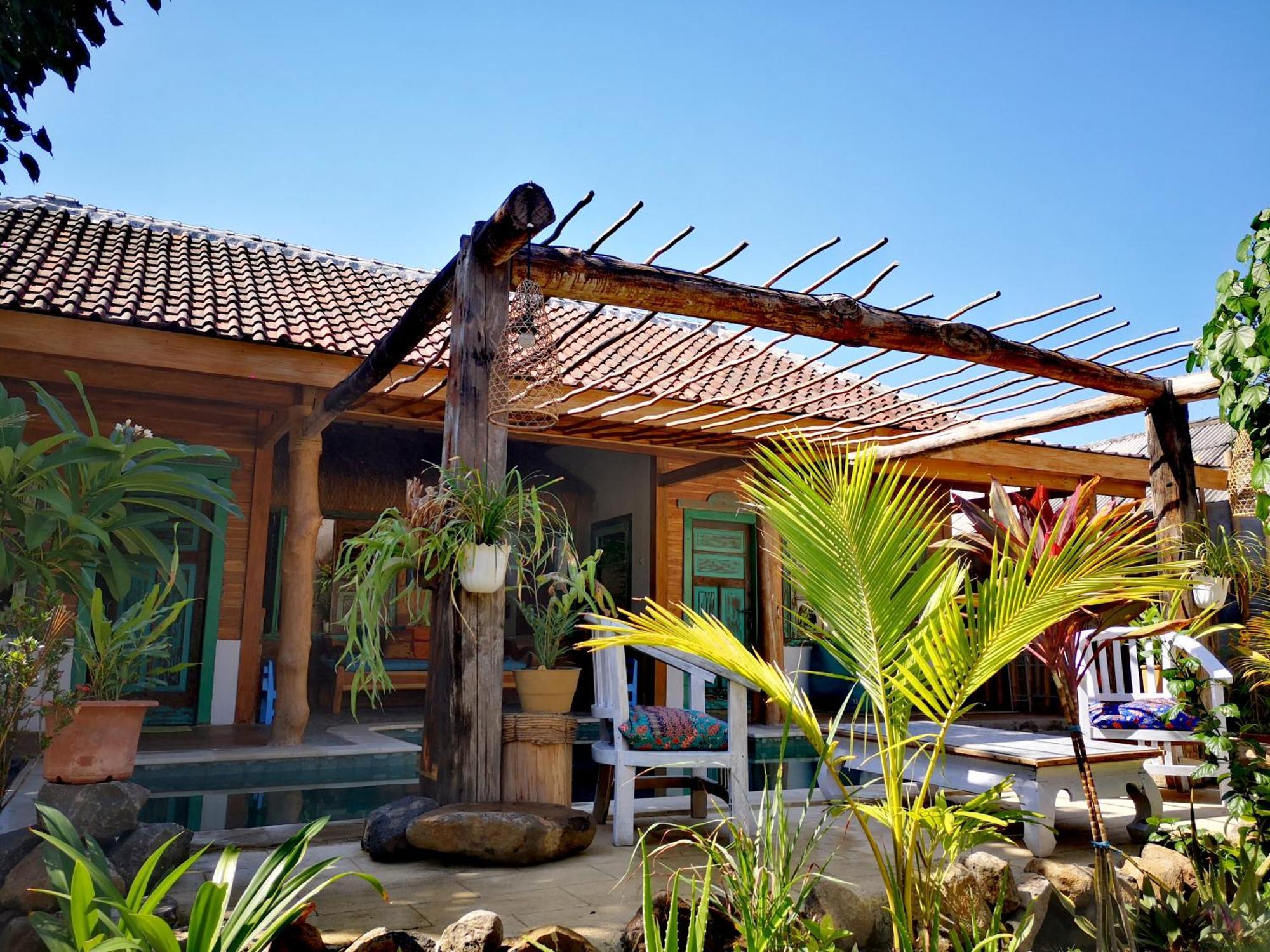 Villa La Vida กีลีตราวางัน ภายนอก รูปภาพ